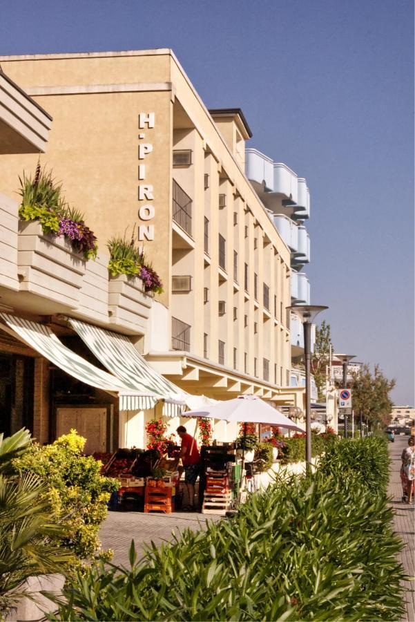 Hotel Pironi San Mauro Mare Exterior foto